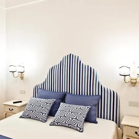 Casa Cinque Appartement Positano Buitenkant foto